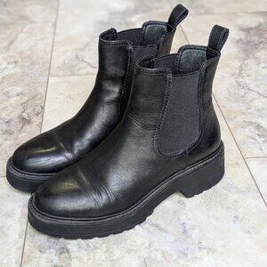 Steve Madden 'Trap' Leather Chelsea Boots (women's 8)